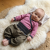Glueckskind_rose_wickelbody_merinowolle_seide_hose_muskat.png